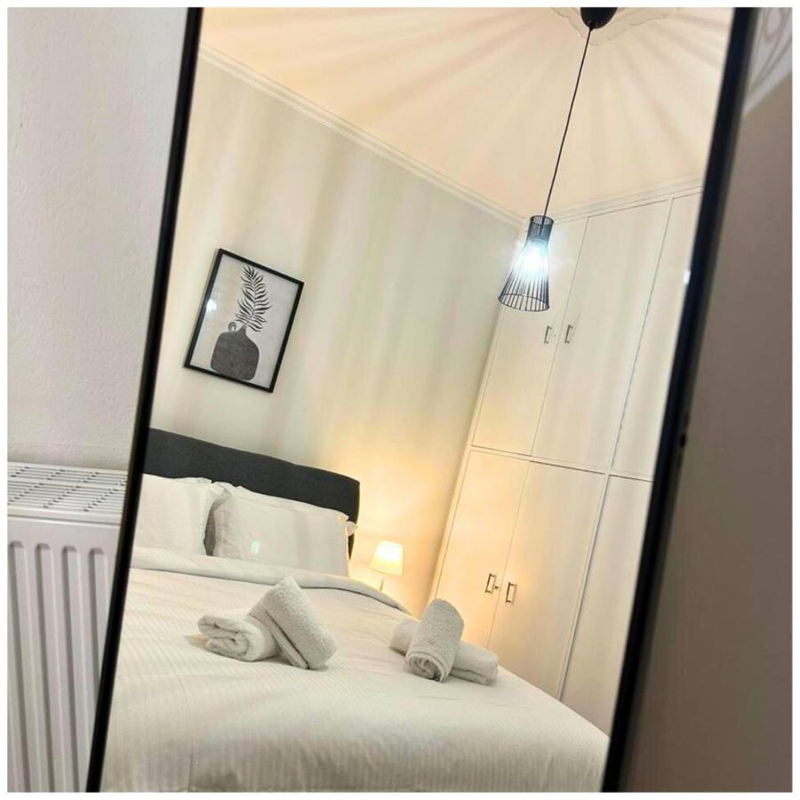 Memories Apartments Μονοκατοικία Στο Καρπενήσι Екстериор снимка