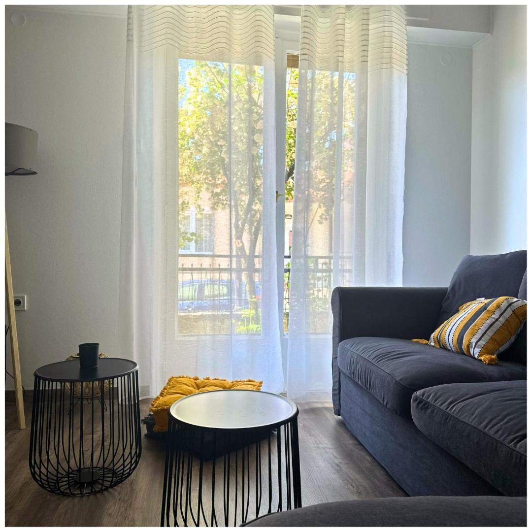 Memories Apartments Μονοκατοικία Στο Καρπενήσι Екстериор снимка
